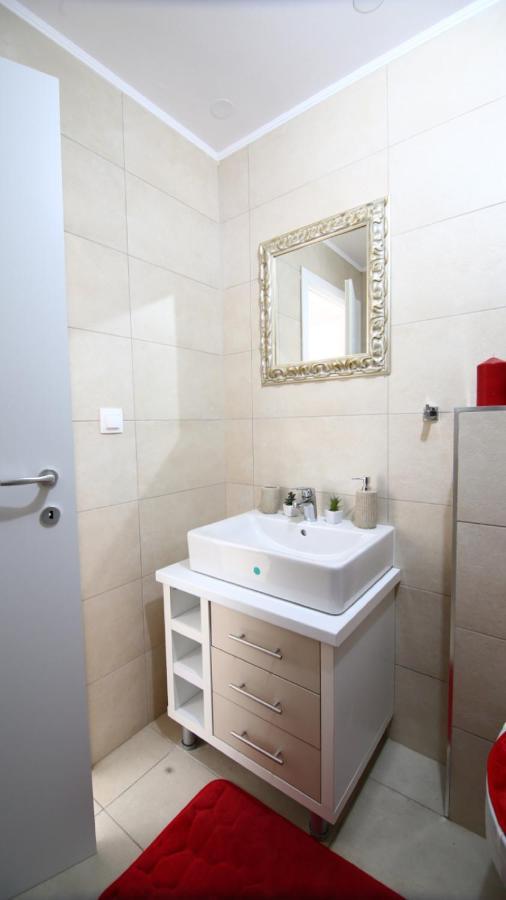 Casa Bella Apartment Stefanestii de Jos Ngoại thất bức ảnh